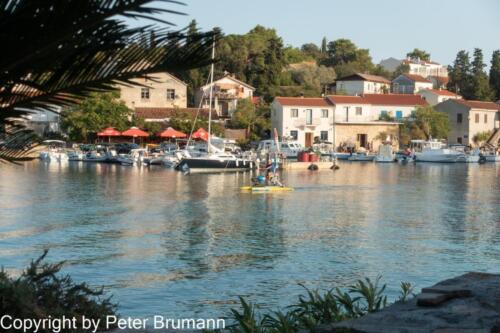 46  512RX100M3-08192