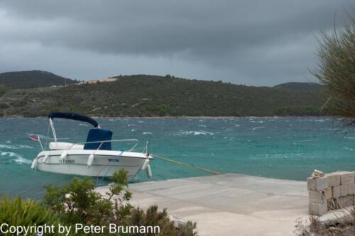 47  512RX100M3-08210